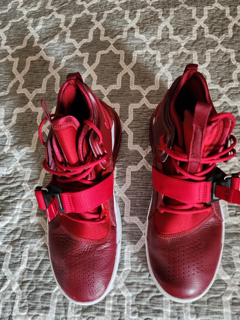 Men's Nike Air Force 270 Red